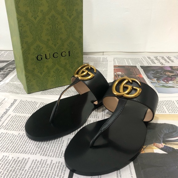 Gucci Women’s Black Slippers - Picture 1 of 4